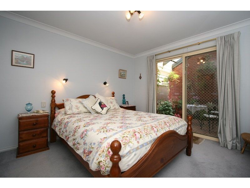 15 Attingham Crescent, Oakden SA 5086