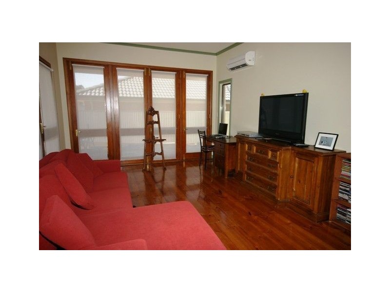 11 Rosetta Street, Rosewater SA 5013