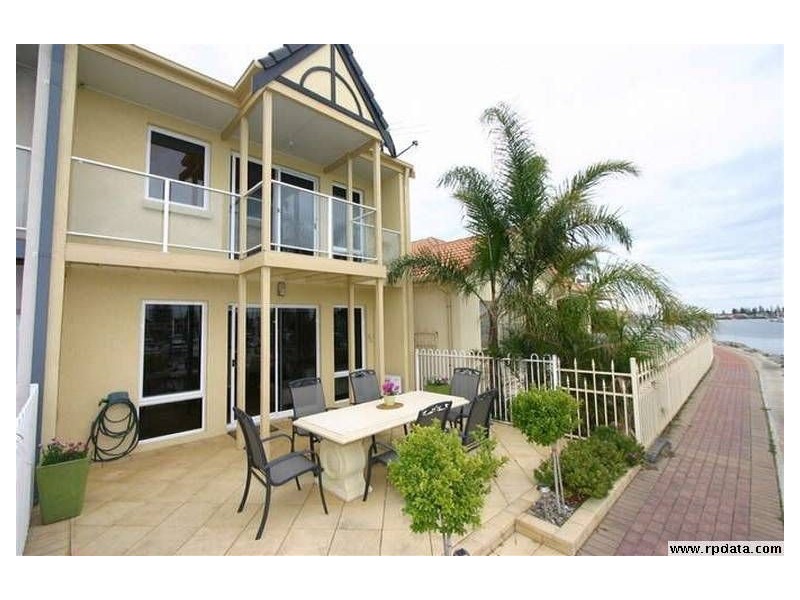 105 One and All Drive, North Haven SA 5018