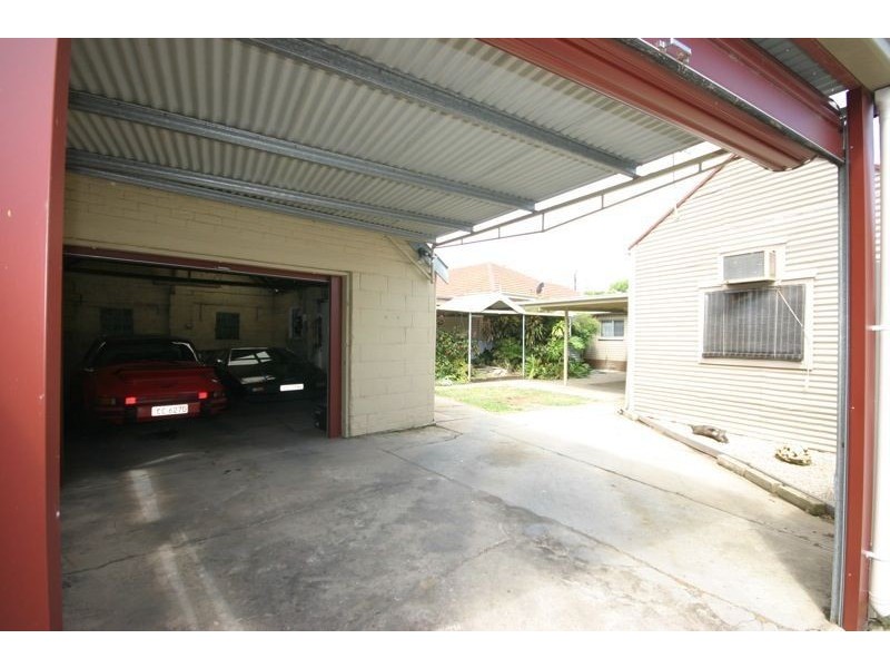 11 Melbourne Place, Alberton SA 5014