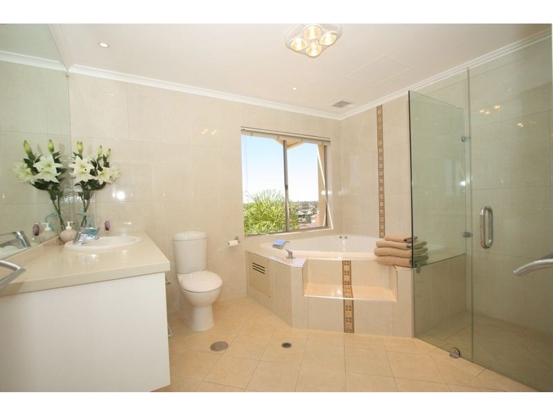 West Lakes SA 5021