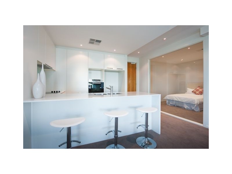 15155 Brebner Drive, West Lakes SA 5021