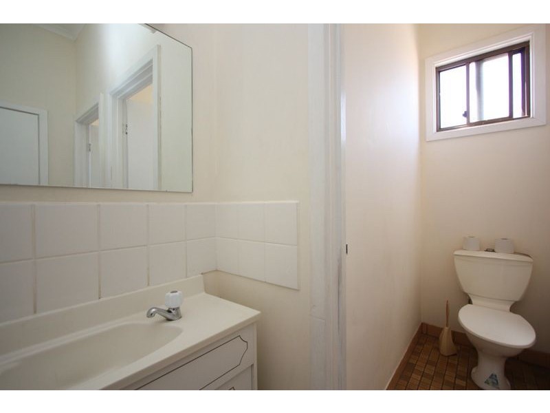 242 Military Road, Semaphore SA 5019