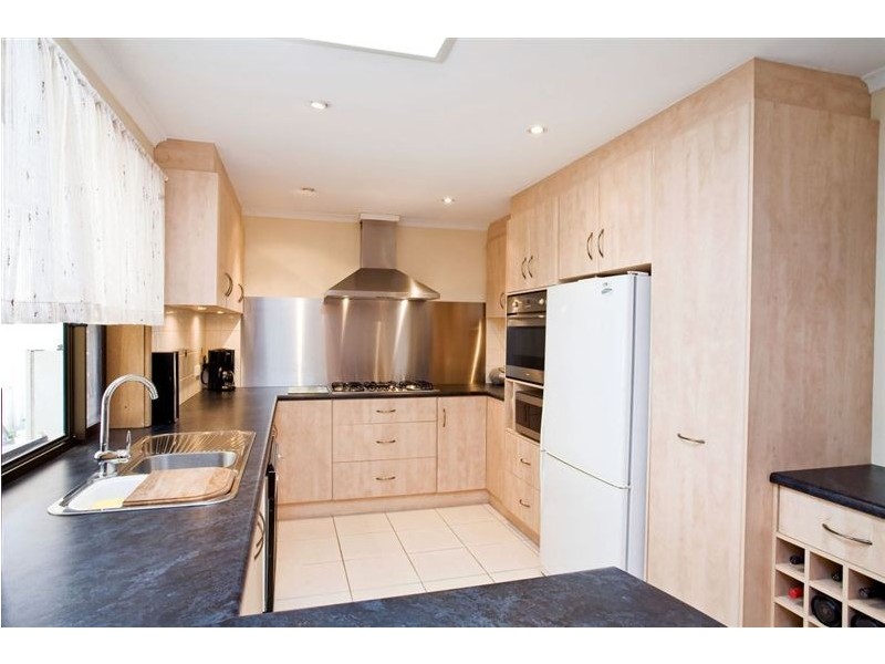 7 Murch Place, North Haven SA 5018