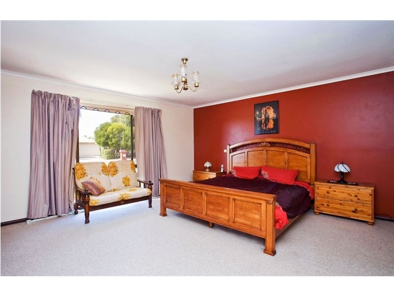 7 Murch Place, North Haven SA 5018