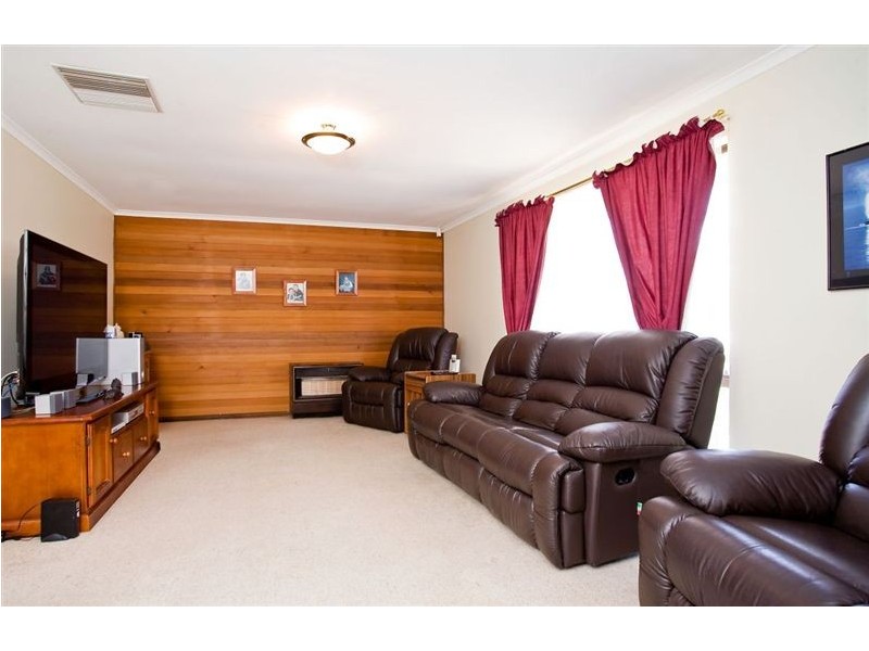 7 Murch Place, North Haven SA 5018
