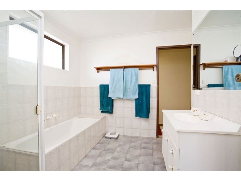 7 Murch Place, North Haven SA 5018