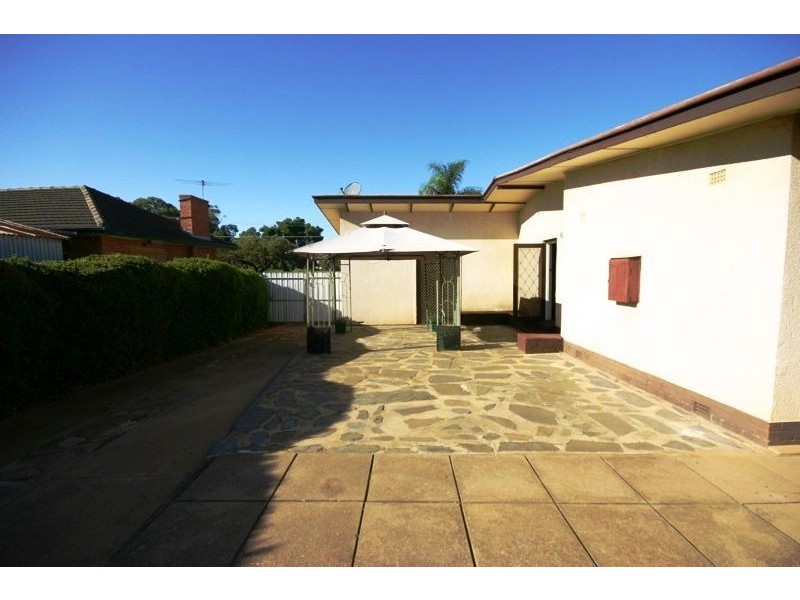 38 Branson Avenue, Clearview SA 5085