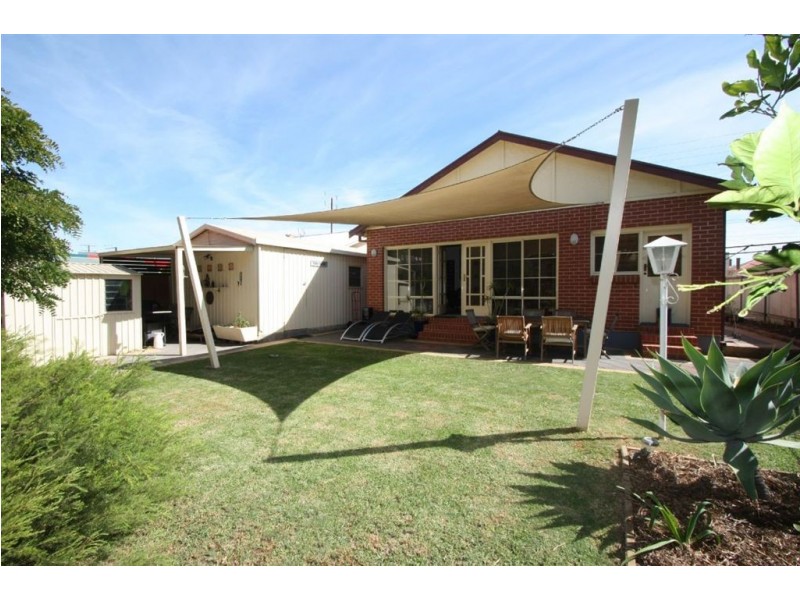 378 Military Road, Largs Bay SA 5016