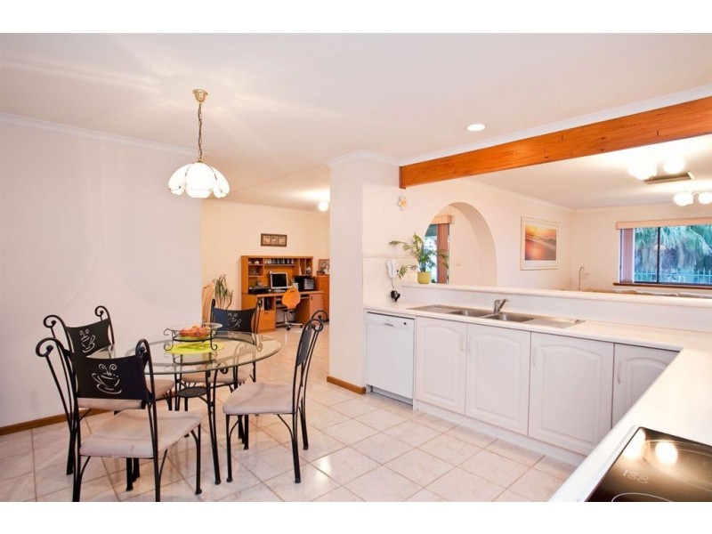 30 Oronsay Drive, North Haven SA 5018