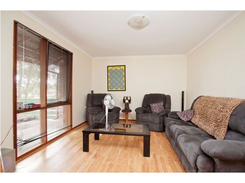 16 Ormiston Court, Taperoo SA 5017