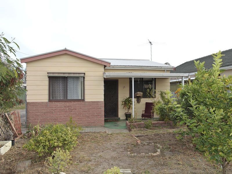 15 Malwa Street, Osborne SA 5017