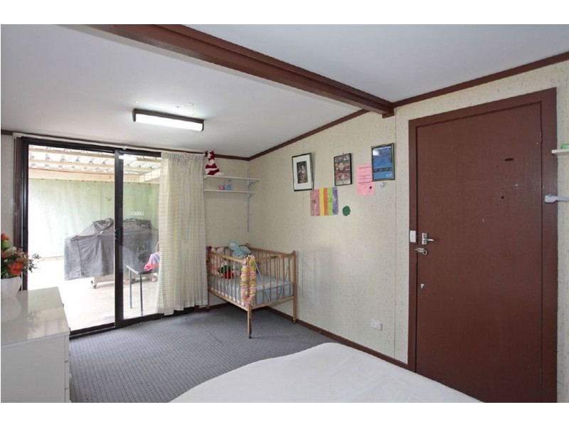 15 Malwa Street, Osborne SA 5017