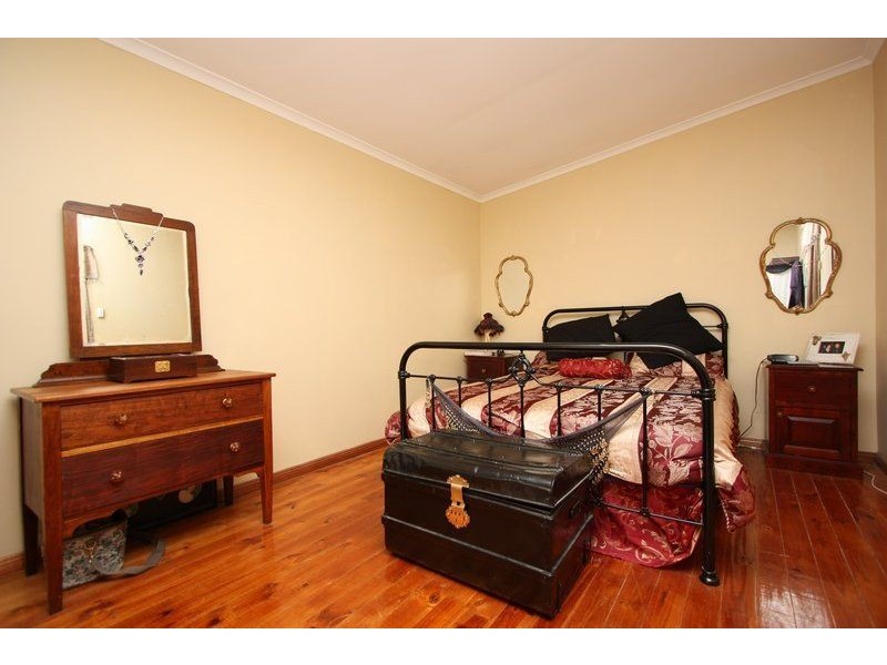 9 Gloucester Street, Largs Bay SA 5016