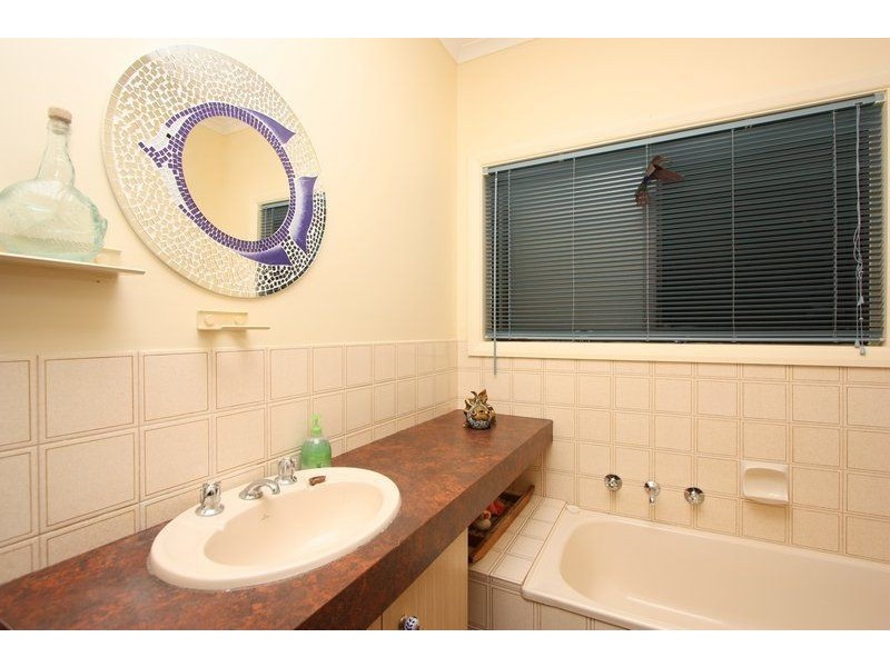 9 Gloucester Street, Largs Bay SA 5016