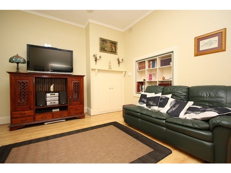 9 Gloucester Street, Largs Bay SA 5016