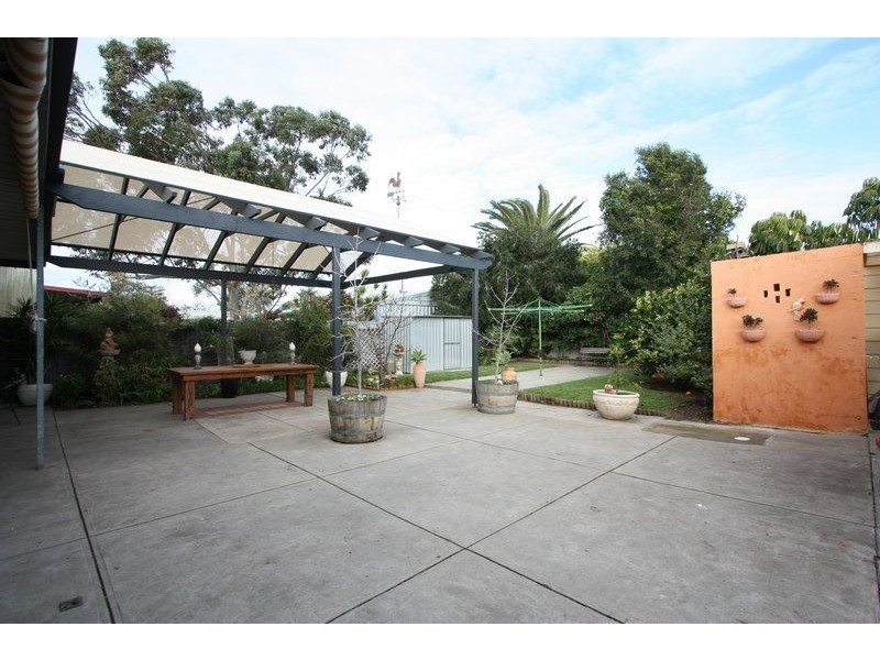 9 Gloucester Street, Largs Bay SA 5016