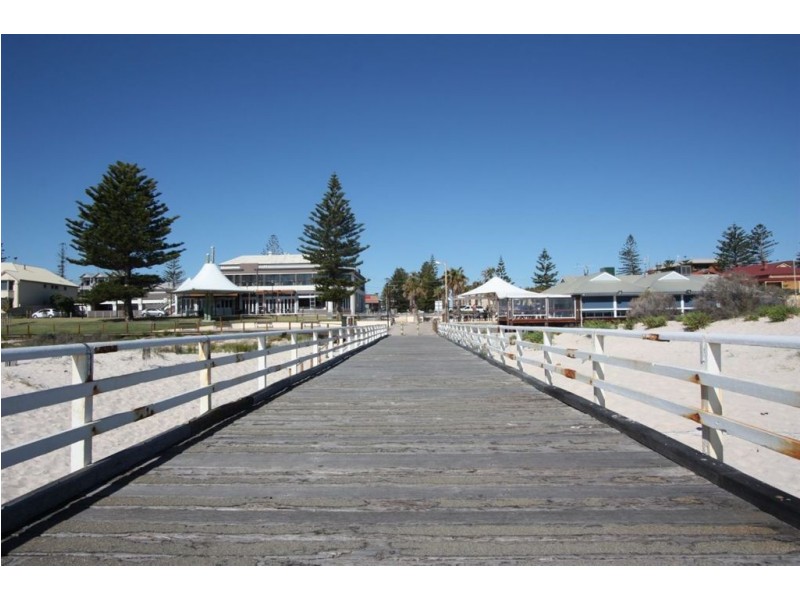 1-4/225-227 Frederick Road, Seaton SA 5023