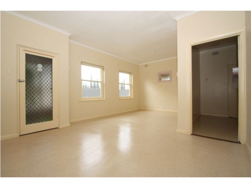 1 & 2/24 Cave Street, Semaphore SA 5019