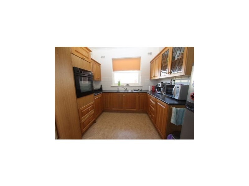 11 Wharfe Street,, Woodville South SA 5011