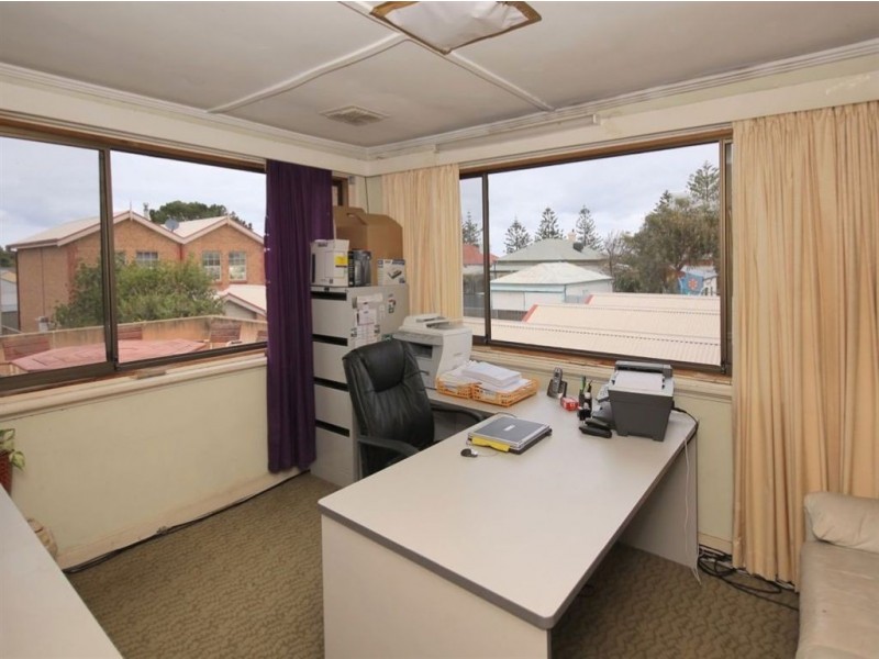 16 Hart Street, Semaphore South SA 5019