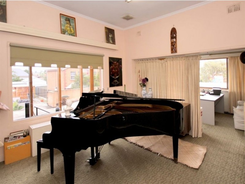 16 Hart Street, Semaphore South SA 5019