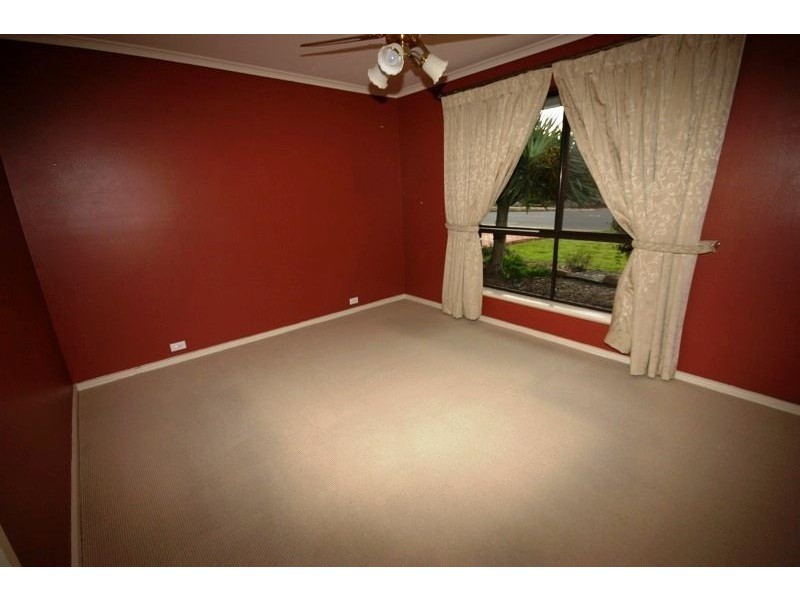 32 Sir Keith Smith Drive, North Haven SA 5018