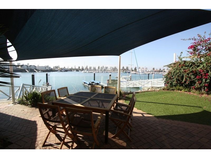 59 Gulf Point Drive, North Haven SA 5018