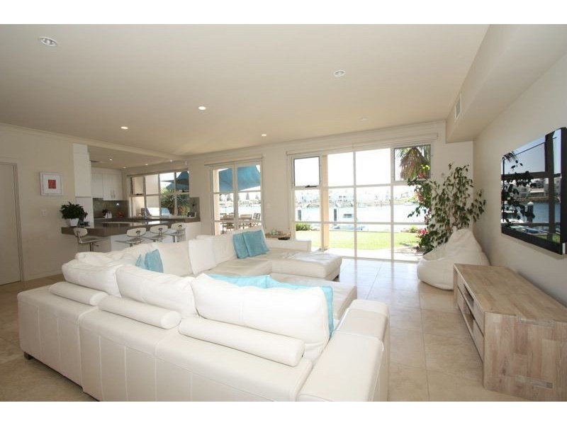 59 Gulf Point Drive, North Haven SA 5018