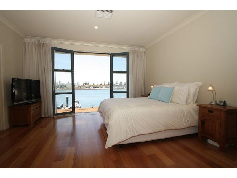 59 Gulf Point Drive, North Haven SA 5018