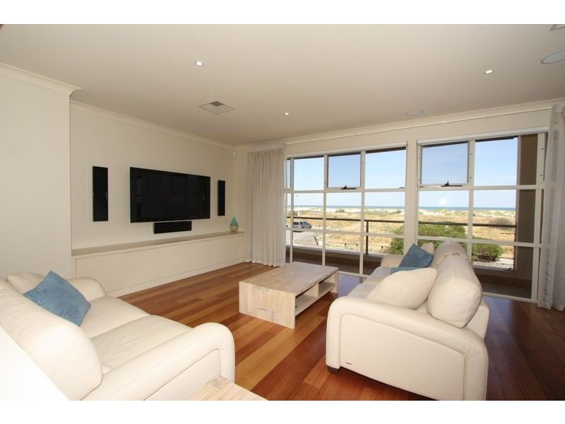 59 Gulf Point Drive, North Haven SA 5018