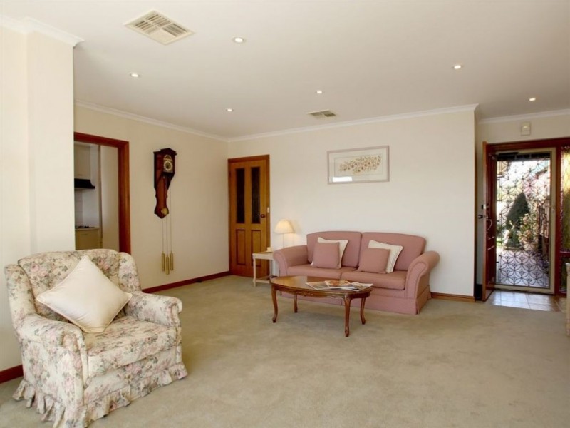 5/4 Siesta Court, West Lakes SA 5021