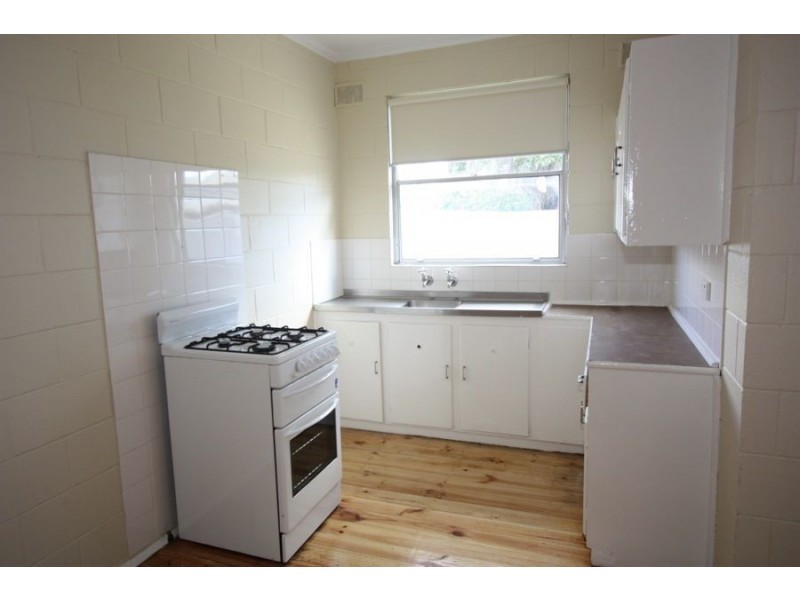 389 Mersey Road, Taperoo SA 5017