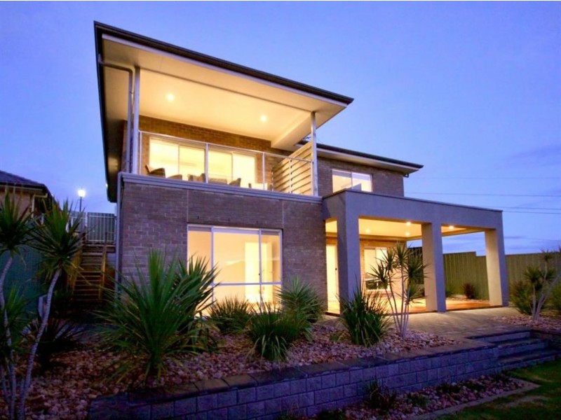 62 Elizabeth Crescent, Hallett Cove SA 5158