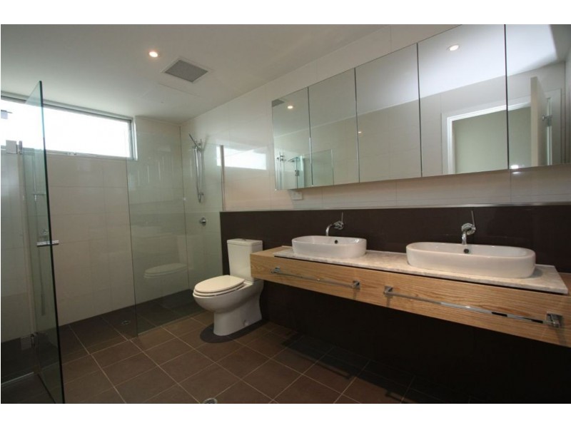 18 Tarni Court, Port Adelaide SA 5015