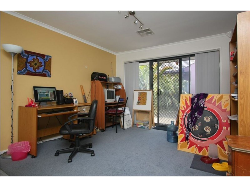 2 Jib Court, North Haven SA 5018