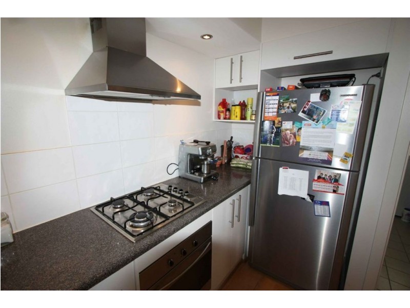 7/4 Gulf Point Drive, North Haven SA 5018