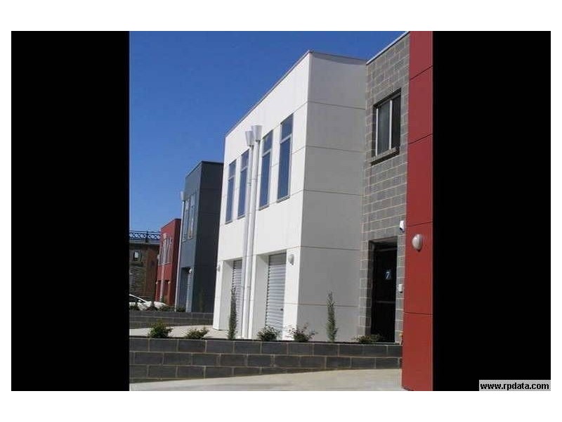 3/2A First Street, Brompton SA 5007