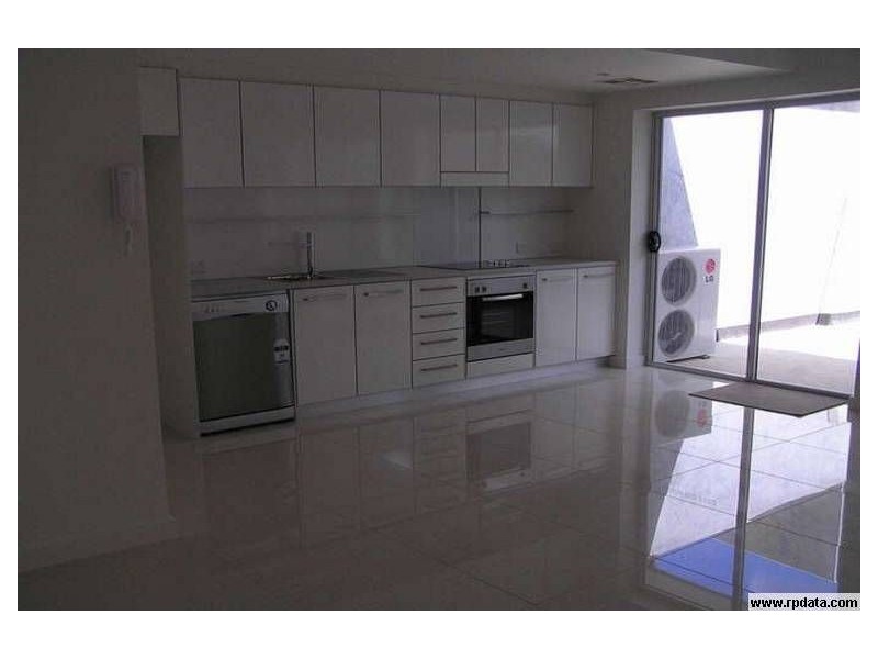 3/2A First Street, Brompton SA 5007