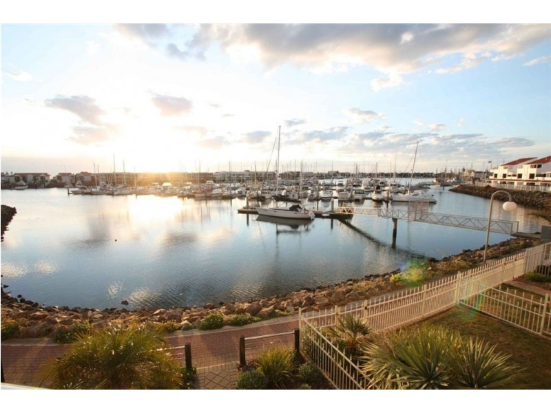 2a Coral Way, North Haven SA 5018