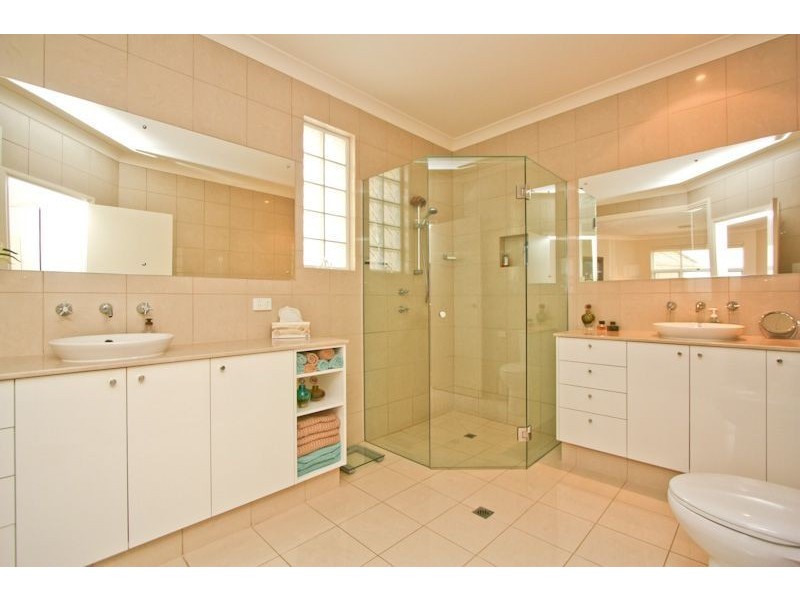 2a Coral Way, North Haven SA 5018