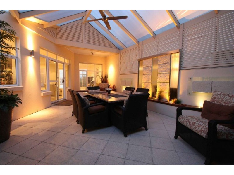 2a Coral Way, North Haven SA 5018