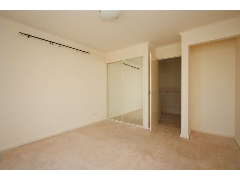 9 Webb Place, Queenstown SA 5014