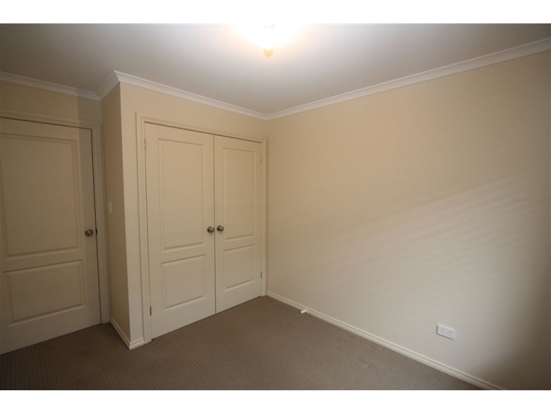 4 Lamorna Terrace, Largs North SA 5016