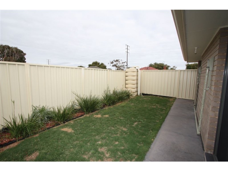 4 Lamorna Terrace, Largs North SA 5016
