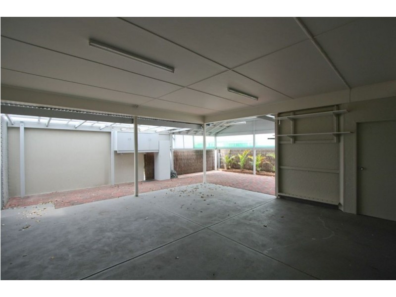 16 One and All Drive, North Haven SA 5018