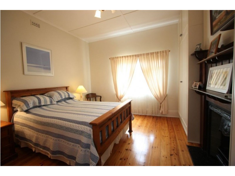 100 Woolnough Road, Largs Bay SA 5016