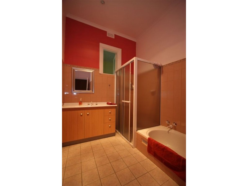 100 Woolnough Road, Largs Bay SA 5016