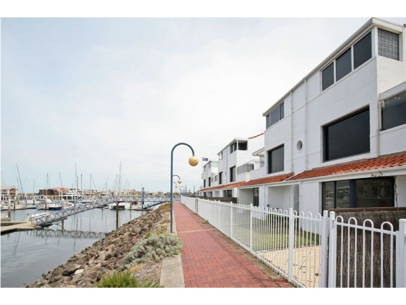 11/10 Nerida Drive, North Haven SA 5018