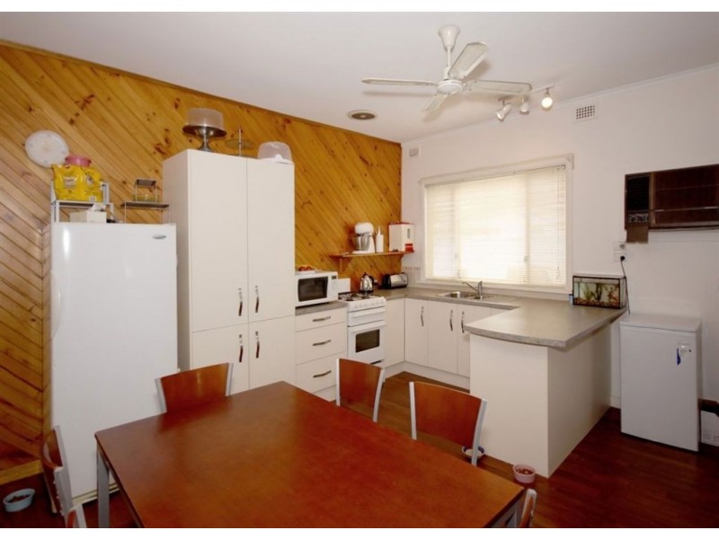 357 Victoria Road, Taperoo SA 5017